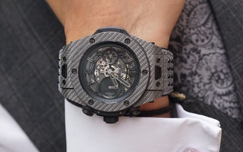 Hublot Big Bang Unico 411.YT.1110.NR.ITI15 Automatic Carbon case Rubber bracelet Men's watch/Unisex HUB1242 Caliber Sapphire Glass Transparent dial No numerals Fold clasp Chronograph Flyback Date Skeletonized Display Back Small Seconds Luminescent Hands Limited Edition Luminous indexes
