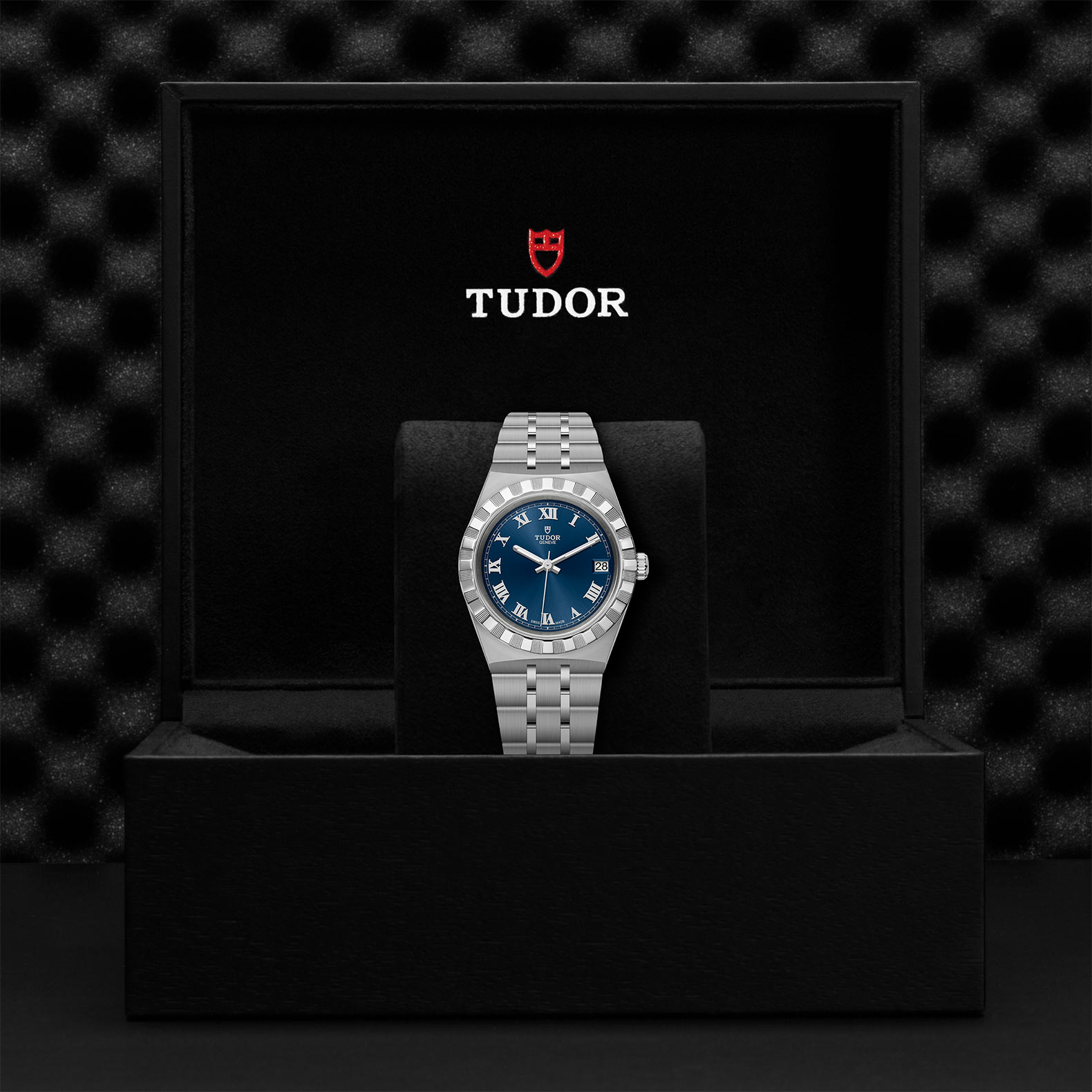 Tudor Royal M28400-0006