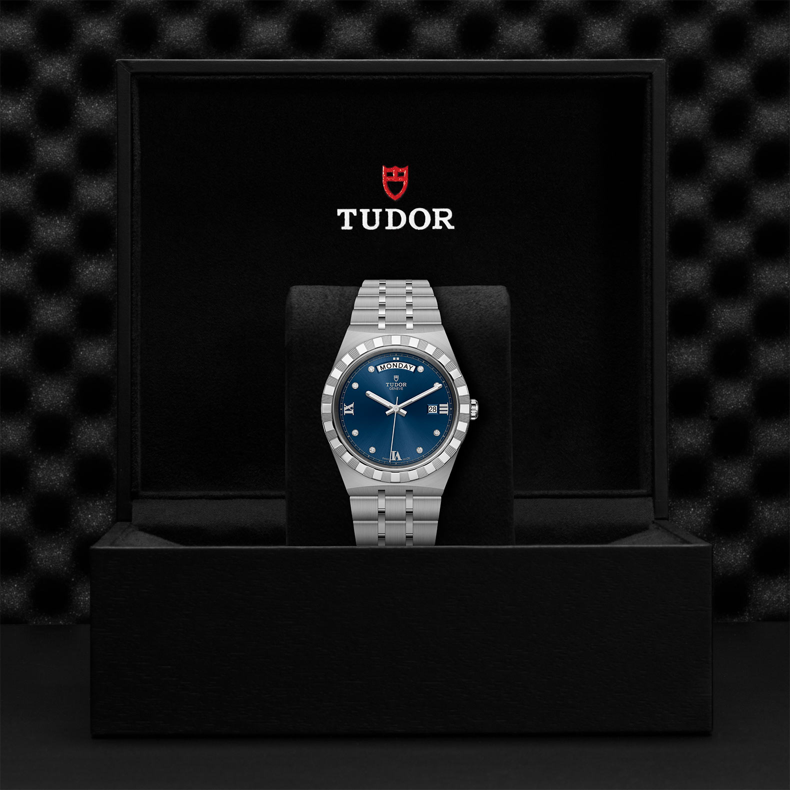 Tudor Royal M28600-0006