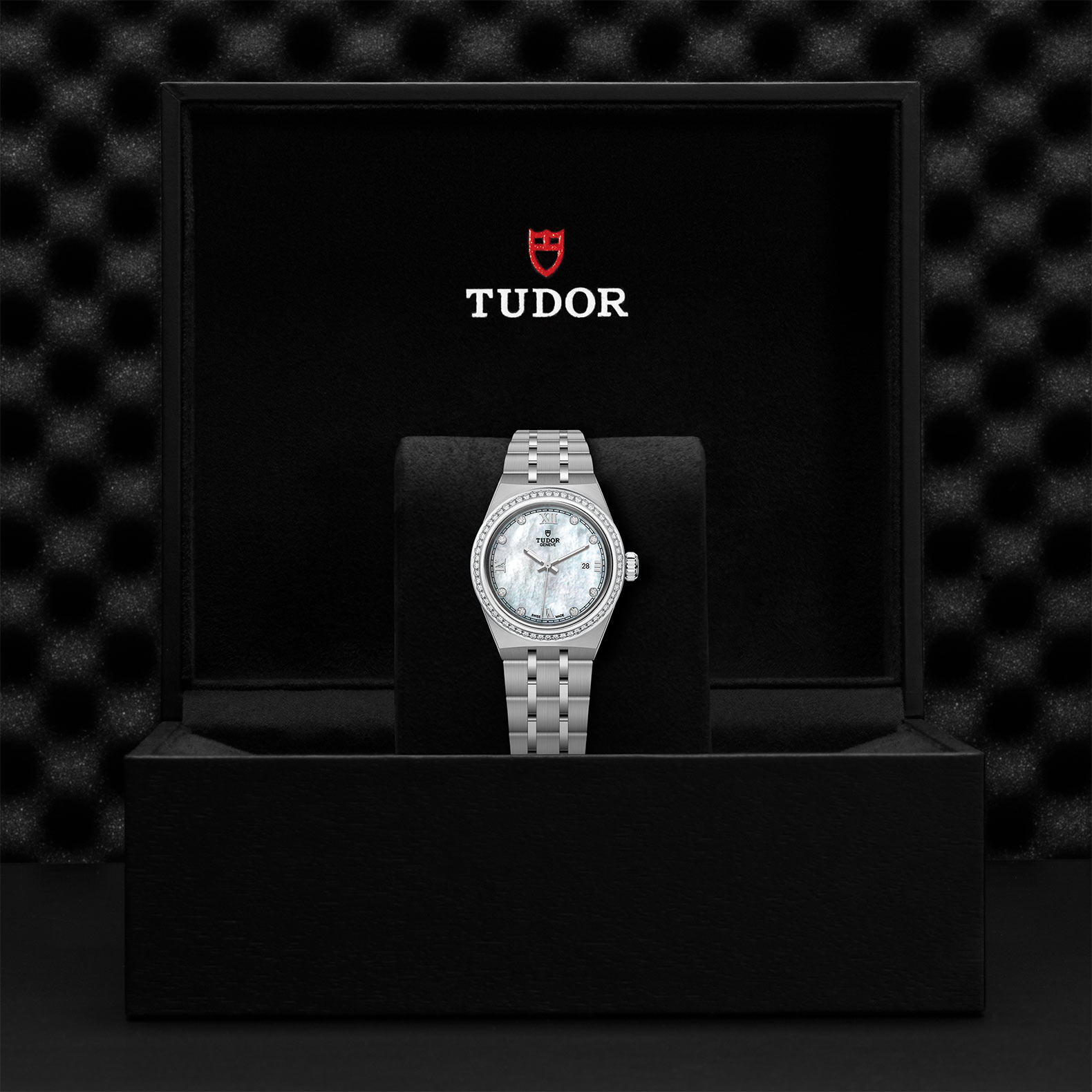 Tudor Royal M28320-0001