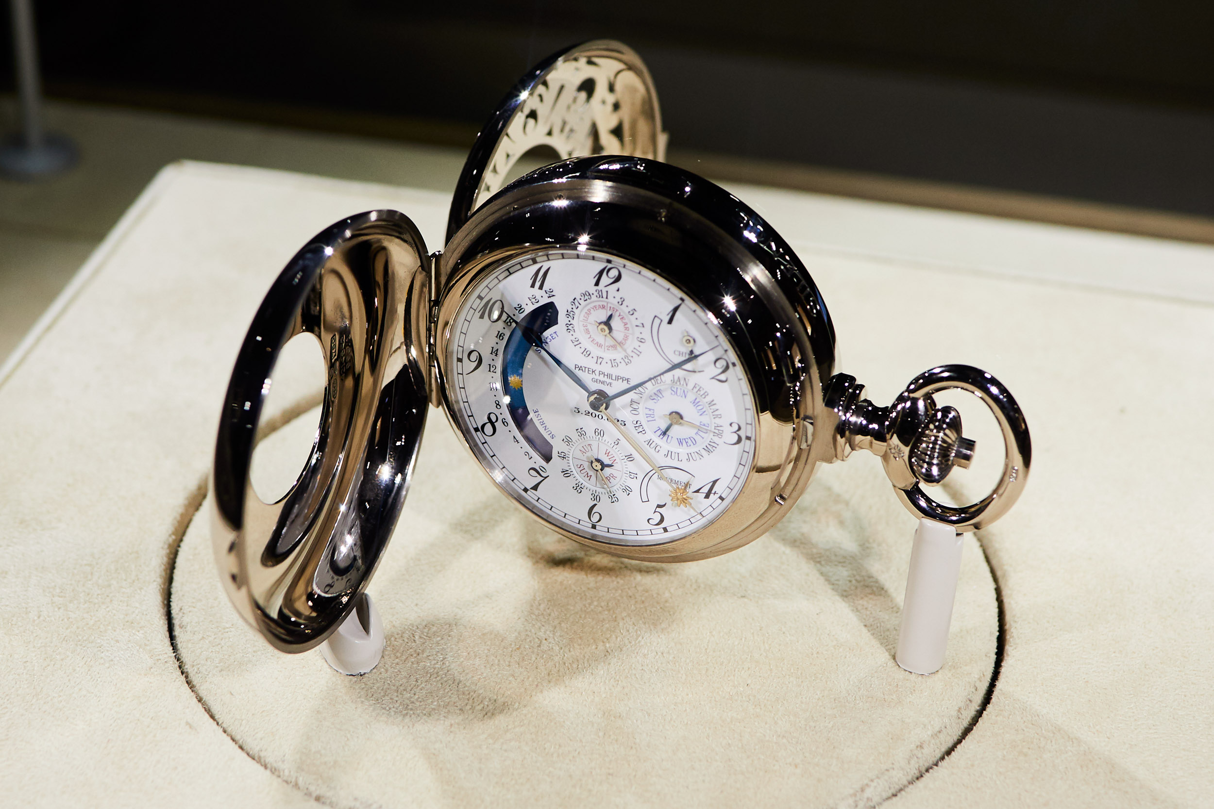 Patek Philippe Rare Handcrafts - The Hour Glass Official