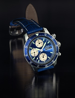 SINN 103 A Sa B: The Traditional Pilot’s Chronograph With Blue And Silver Electroplated Dial