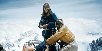 3 Secrets About The First Watch That Conquered Mount Everest