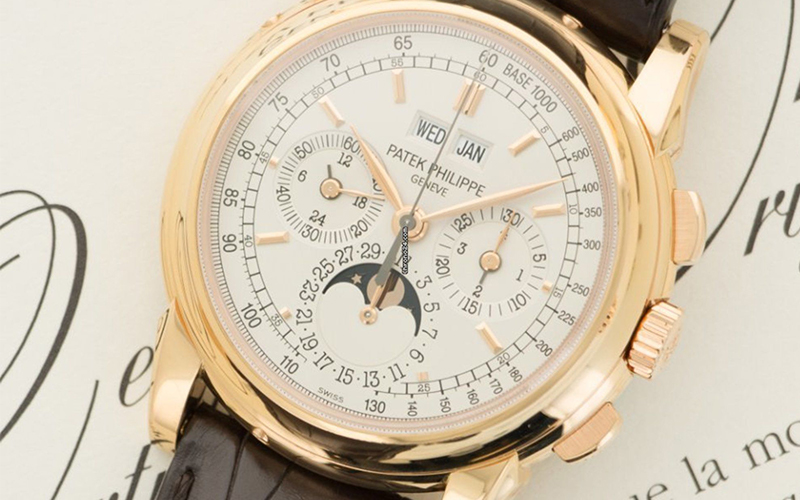 Patek Philippe Perpetual Calendar Chronograph 5970 Manual winding Yellow gold Crocodile skin Men's watch/Unisex Sapphire Glass Silver dial Chronograph Date Perpetual Calendar 