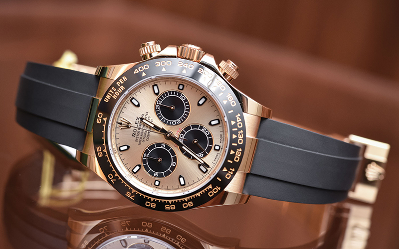 Rolex Oyster Perpetual_Daytona_116518LN_Automatic_Yellow gold case_Rubber bracelet_Men's watch/unisex_Ceramic bezel_Sapphire glass_Black dial