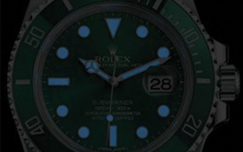 Rolex Oyster Perpetual Date_Submariner Date_16610LV_Automatic_Steel case_Steel bracelet_Men's watch/unisex_Sapphire glass_Black dial_Green bezel