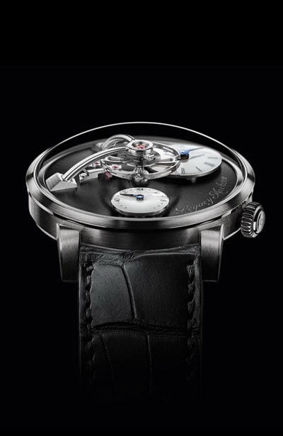 The LM101 houses the very first movement developed entirely in-house by MB&F