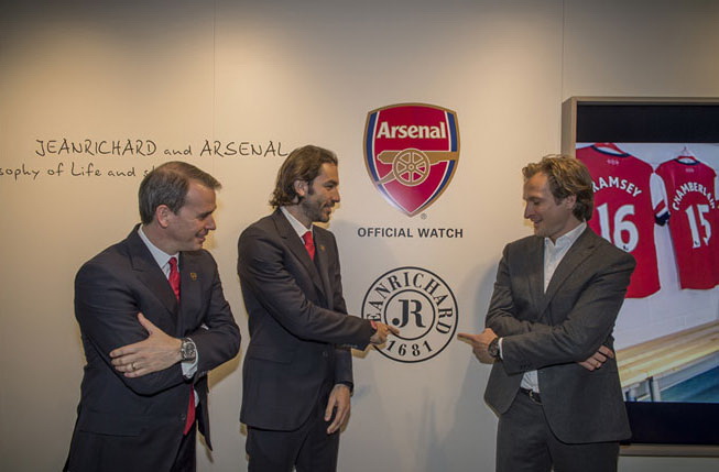 JEANRICHARD announced its status as global partner as well as "Official Watch" of the emblematic London football club Arsenal FC of the English Premier League.