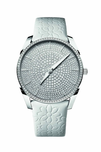 The Parmigiani Fleurier Tonda 1950 Clarity exudes femininity when paired with a stamped mother of pearl calfskin strap.