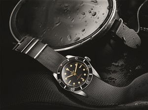 The Tudor Heritage Black Bay One has pencil-shaped hands and a “lollipop” seconds, something reminiscent of vintage Rolex dive watches.