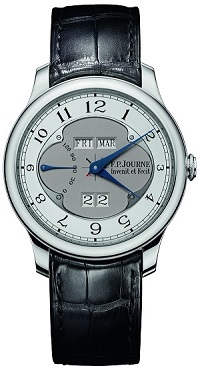 All the displays of the F.P. Journe Quantième Perpétuel – large date, the day of the week and the month jump simultaneously – a highly technical feat.