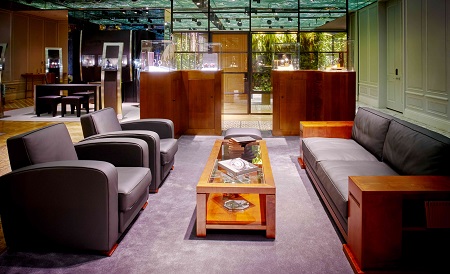 The first Espace F.P. Journe in Singapore at the prestigious Malmaison boutique in the heart of Orchard Road.